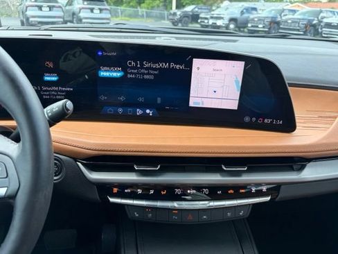 Used 2024 Cadillac XT4 Premium Luxury FWD image 21