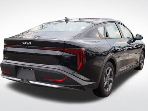 Certified 2025 Kia K4 LXS image 12
