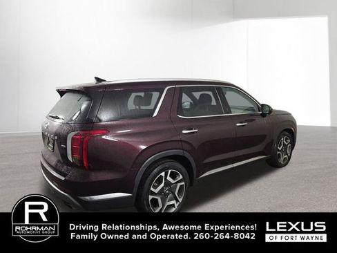 Used 2023 Hyundai Palisade Limited image 6