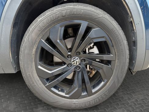 Used 2023 Volkswagen Atlas SE AWD/4WD image 9