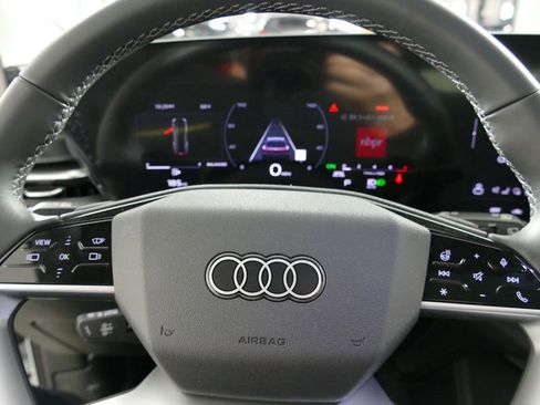 New 2025 Audi Q5 Premium Plus AWD/4WD image 16
