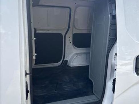 Used 2019 Nissan NV200 S w/ Cruise Control Package image 16