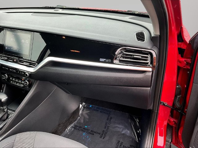 Used 2022 Kia Niro LXS FWD image 28