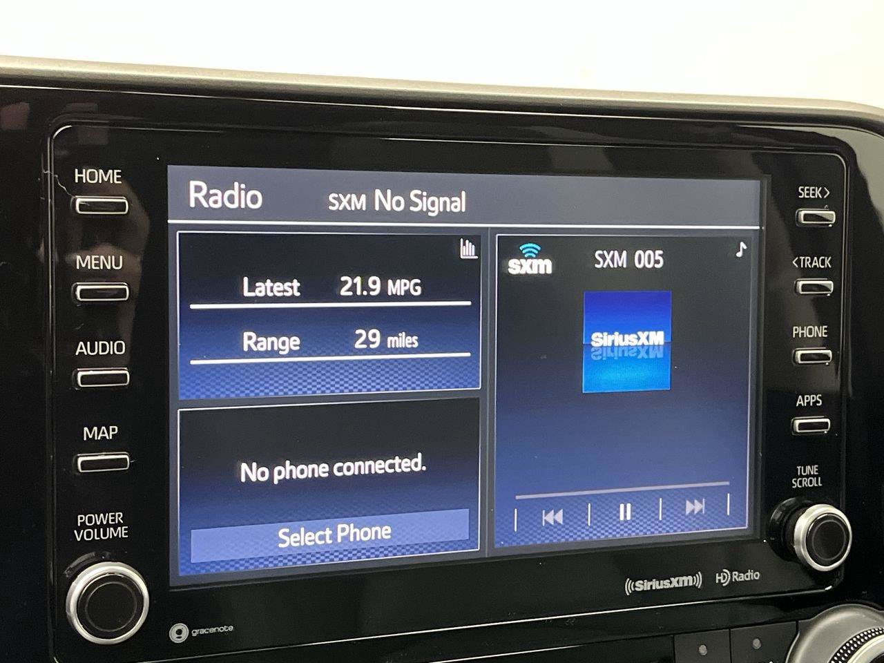Used 2021 Toyota Highlander XLE AWD/4WD image 20