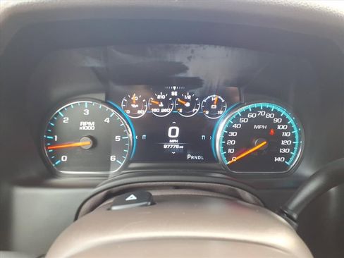 Used 2020 GMC Yukon XL Denali w/ Denali Premium Package image 22