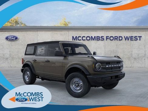 New 2025 Ford Bronco 4-Door image 1