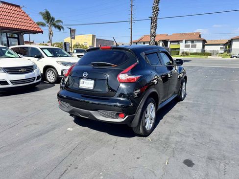 Used 2017 Nissan Juke S FWD image 5