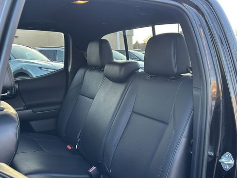 Used 2023 Toyota Tacoma TRD Sport image 27