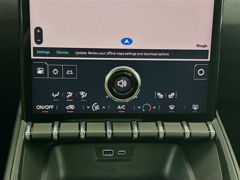 Used 2025 GMC Terrain Elevation image 24