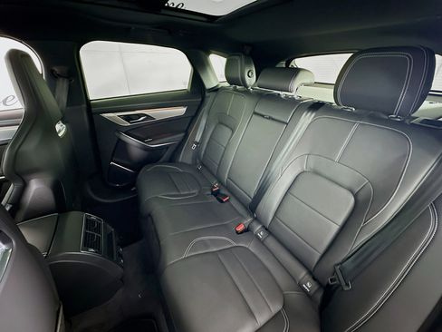 Used 2024 Jaguar F-PACE R-Dynamic S image 23