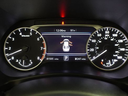 Used 2020 Nissan Sentra SV w/ SV Premium Package FWD image 12