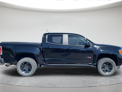 Used 2022 GMC Canyon AT4 AWD/4WD image 3