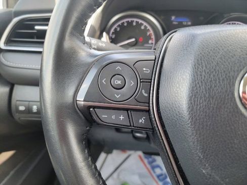 Used 2024 Toyota Camry SE FWD image 19
