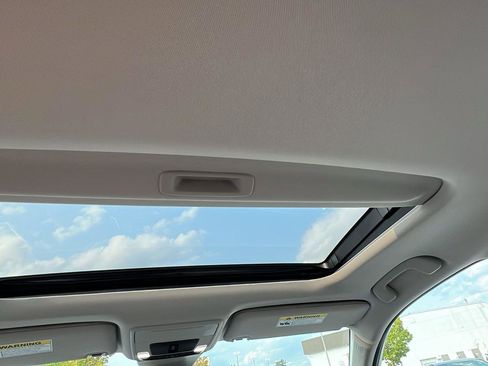 Used 2022 Honda Civic Touring image 19