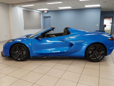 New 2026 Chevrolet Corvette E-Ray w/ Battery Protection Package image 2