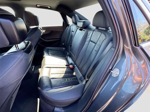 Used 2022 Audi A4 2.0T Premium Plus image 23