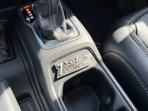 New 2026 Jeep Wrangler Sport AWD/4WD image 33