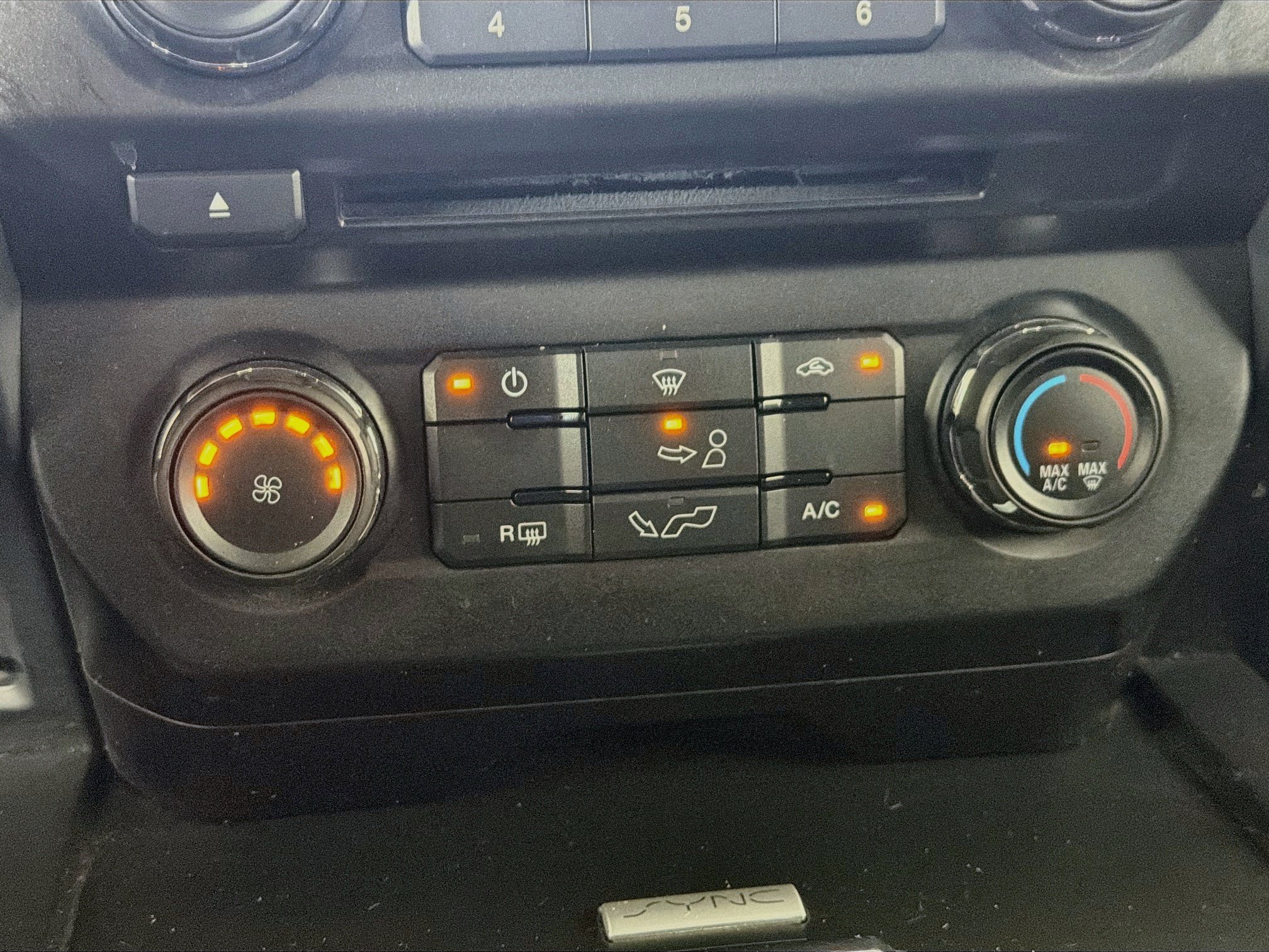 Used 2018 Ford F150 XL w/ Equipment Group 101A Mid RWD image 22