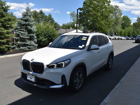 Certified 2023 BMW X1 xDrive28i w/ Premium Package AWD/4WD image 3
