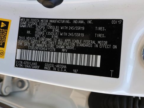 Used 2017 Toyota Highlander Limited AWD/4WD image 45