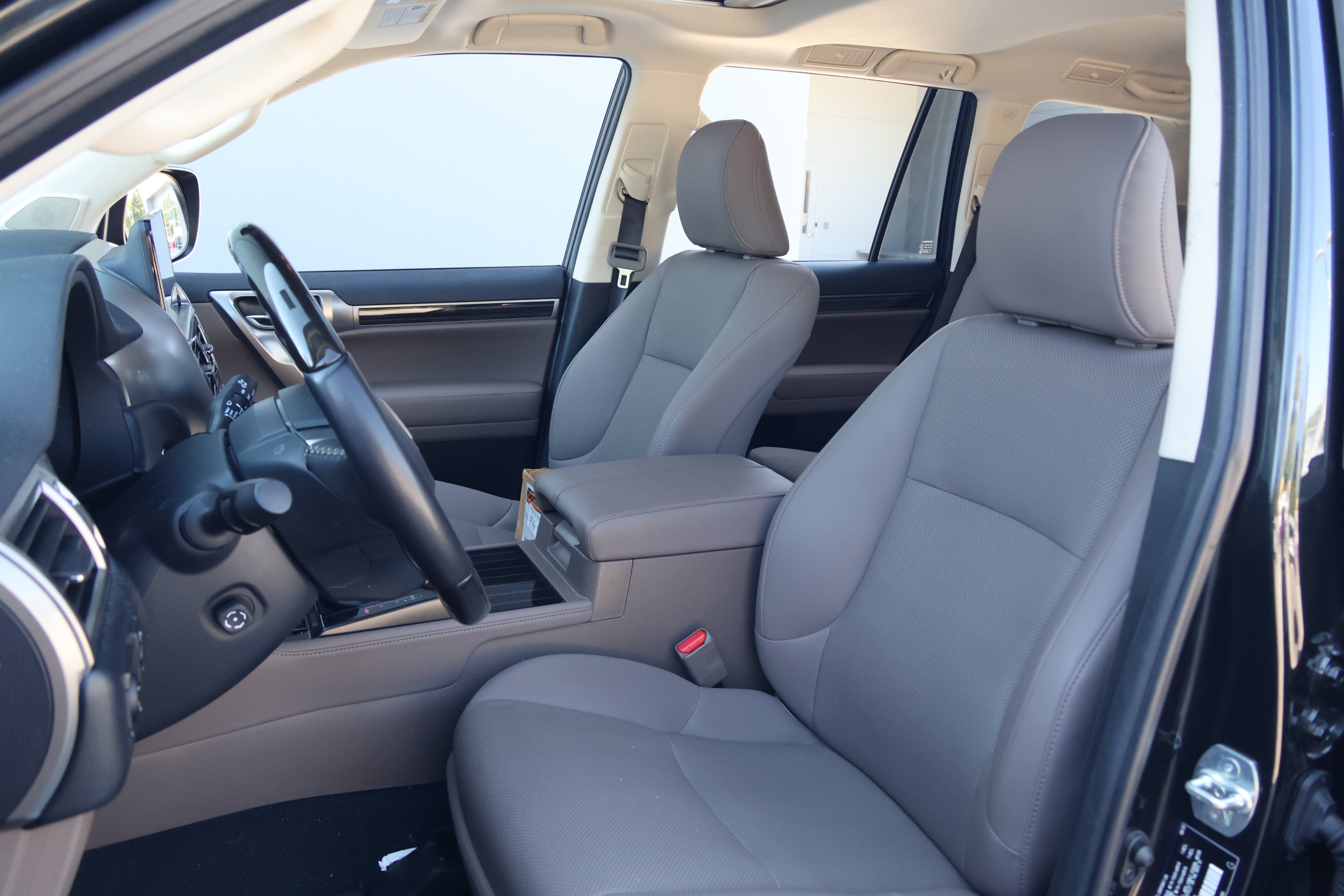 Used 2023 Lexus GX 460 Premium w/ Premium Plus Package AWD/4WD image 34