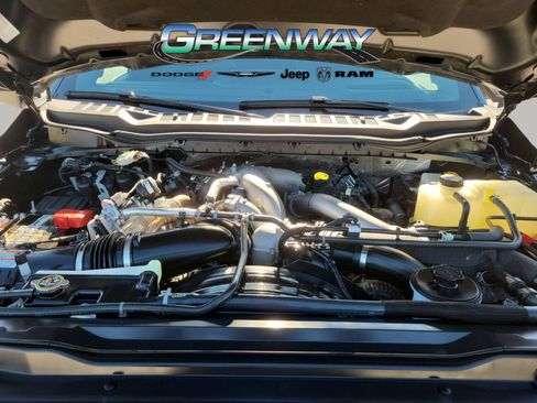 Used 2024 Ford F350 Platinum w/ FX4 Off-Road Package image 30