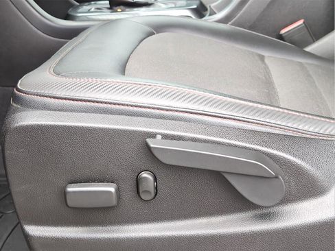 Used 2020 GMC Canyon All Terrain w/ All Terrain X Package image 30