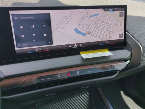 Certified 2026 BMW X3 xDrive30 w/ Convenience Package image 21