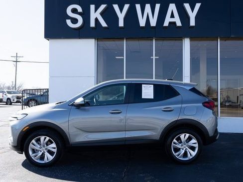 Used 2025 Buick Encore GX Preferred image 2
