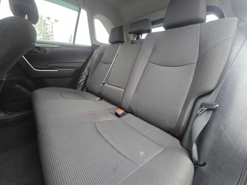 Used 2024 Toyota RAV4 LE AWD/4WD image 17