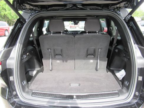 Certified 2025 Jeep Grand Cherokee L Laredo w/ Luxury Tech Group I RWD image 34