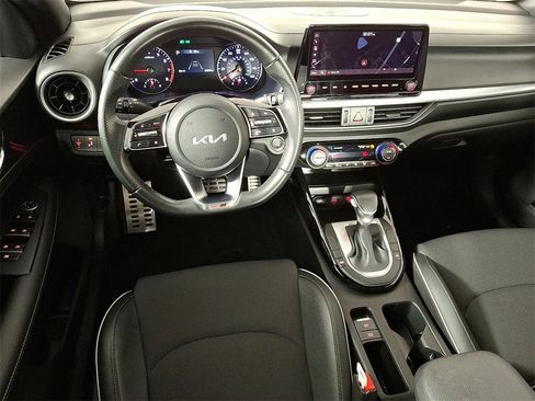 Used 2024 Kia Forte GT-Line image 2