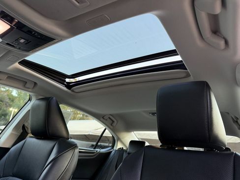 Certified 2025 Lexus ES 350 image 16