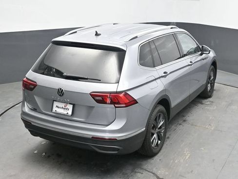 Used 2022 Volkswagen Tiguan SE FWD image 22