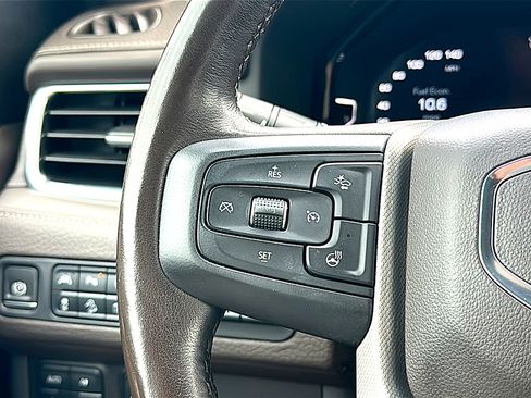 Used 2022 GMC Yukon Denali AWD/4WD image 32
