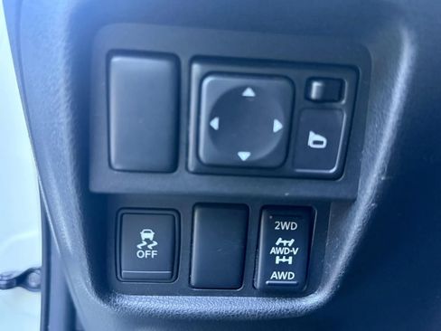 Used 2015 Nissan Juke NISMO RS AWD/4WD image 25