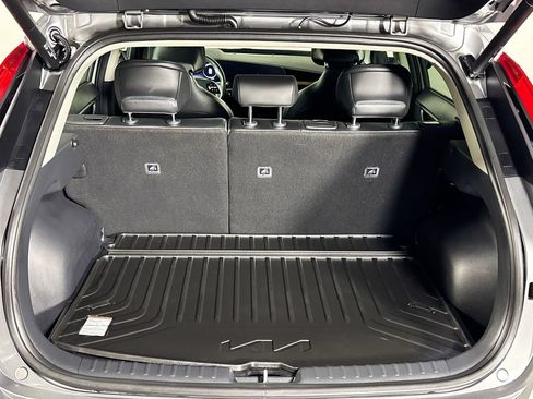 Certified 2023 Kia Niro Wave w/ Wave Preserve Package FWD image 23