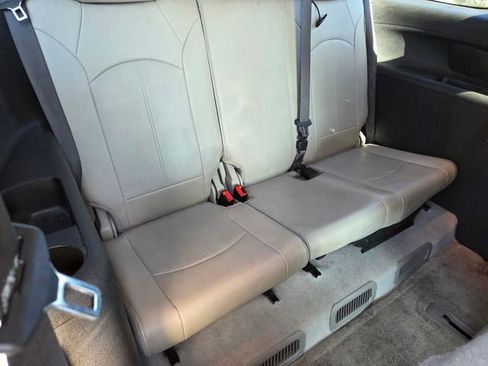 Used 2012 GMC Acadia SLT w/ LPO, 'HIT The Road' Package FWD image 15