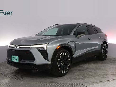 Used 2024 Chevrolet Blazer EV RS AWD/4WD image 2