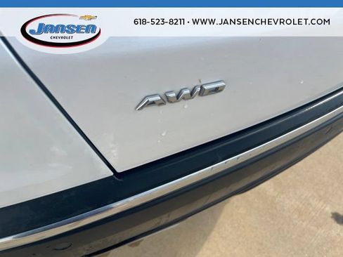Used 2023 Cadillac XT5 Sportv w/ Technology Package AWD/4WD image 8