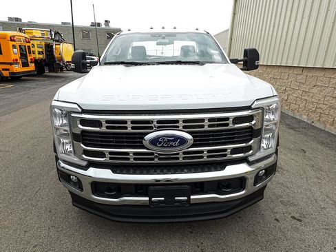 New 2026 Ford F450 XL w/ XL Chrome Package AWD/4WD image 3