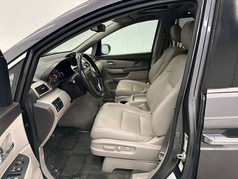 Used 2016 Honda Odyssey EX-L image 9
