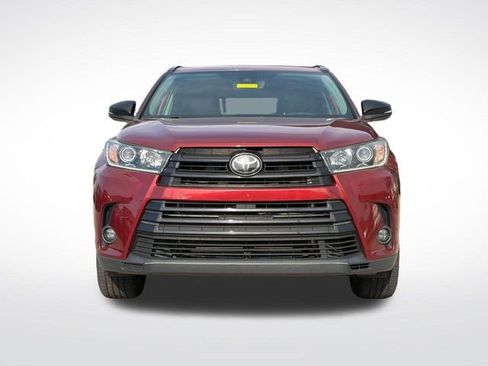 Used 2019 Toyota Highlander SE w/ Nightshade Edition image 32