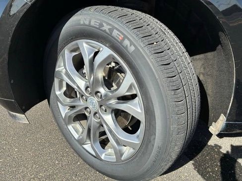 Used 2021 Buick Enclave Avenir w/ Avenir Technology Package image 10