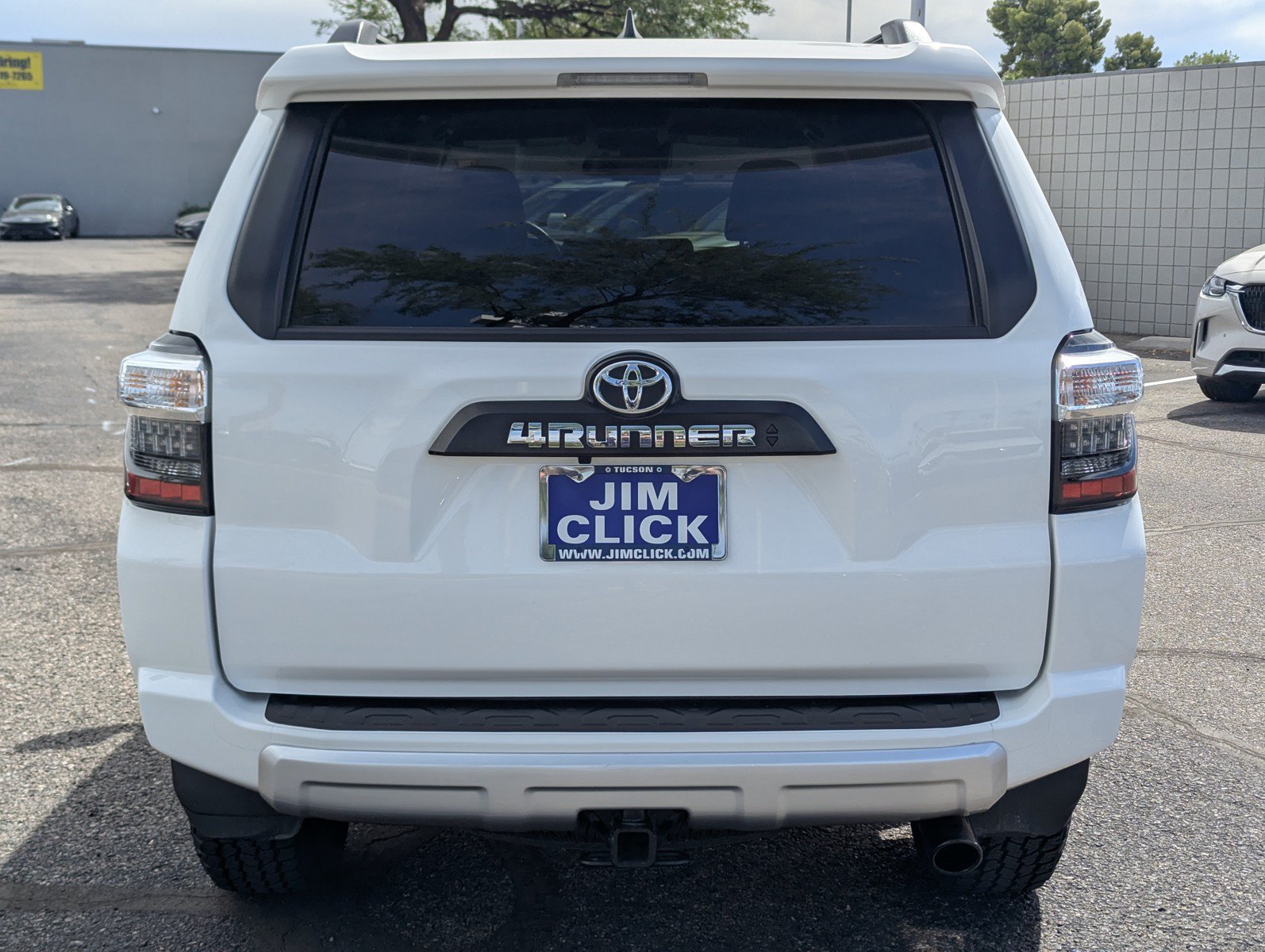 Used 2023 Toyota 4Runner TRD Off-Road Premium AWD/4WD image 3
