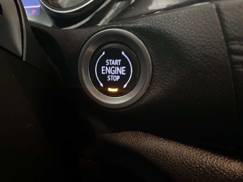 Used 2021 Buick Encore GX Select w/ Sport Touring Package FWD image 10
