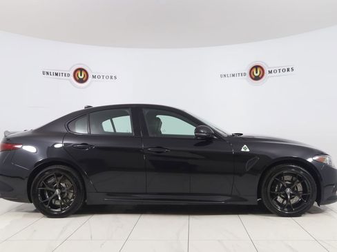 Used 2018 Alfa Romeo Giulia Quadrifoglio w/ Driver Assist Dynamic Package RWD image 2