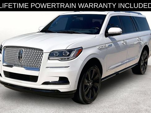 Used 2022 Lincoln Navigator L Reserve RWD image 9