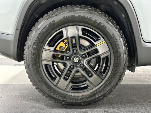 Used 2023 Rivian R1T Adventure Quad AWD/4WD image 12