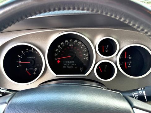 Used 2017 Toyota Sequoia Limited w/ Safety & Convenience Package image 19